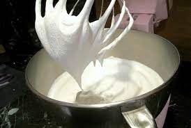 Cream of tartar is a powdery and acidic byproduct of winemaking, namely something that is left behind when the grapes are fermented. Kegunaan Krim Tartar Tajas Media