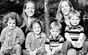 Black And White Identical Twins Rare Type Of Twins Get Educated Twin Style Learn The Different Types Of Twins Mothers Identical Twins They Each H Mirror Image Twins Types Of Twins Twins