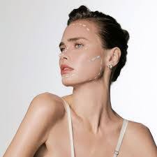 Candy Ruiz's Instagram, Twitter & Facebook