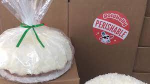 .receiving a coconut cake from her former costar tom cruise during a recent talk show appearance, and cobie smulders, kirsten dunst and more celebs who've been gifted a coconut cake from tom for gifting the flavorful. The Surprising Holiday Gift Tom Cruise Sends To Everyone On His List