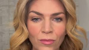 You'll have me bankrupt' cry fans as Ireland AM host Muireann O'Connell  stuns in chic on-air look