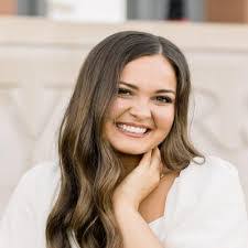 Bridget Mulholland's Instagram, Twitter & Facebook