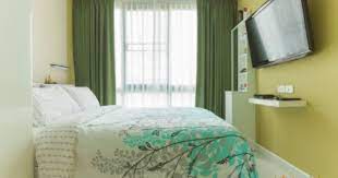 ห องนอนส เข ยว บรรยากาศใกล ช ดธรรมชาต i condo ส ข มว ท 103 การตกแต งบ าน ห องนอน ผ าม าน