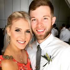 Sydney Teer's Instagram, Twitter & Facebook