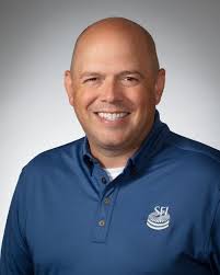 Sales Personnel & Customer Service