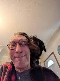 Karen Relyea's Instagram, Twitter & Facebook