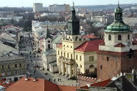 Warto również wejść na górę trzech krzyży, z której rozpościera się panorama miasteczka i doliny wisły. Shopping In Lublin Popular Outlets Shopping Malls And Boutiques