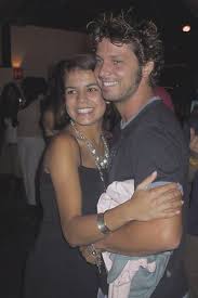 Um judas que não respeitou nem a própria esposa traindo a pobre coitada em público por pura vaidade e falta de caráter, disse mário frias, que ainda acrescentou: Mario Frias 15 07 2011 F5 Fotografia Folha De S Paulo