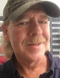 Dennis Pruett's Instagram, Twitter & Facebook