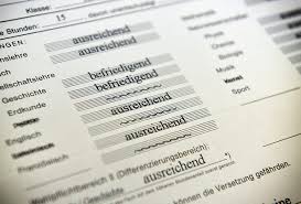 Hallo, ich habe mein abschlusszeugnis nach 18 jahren verloren. Wegen Corona Zeugnisse Aus Dem Kofferraum Heraus Spd Beklagt Notendruck News4teachers