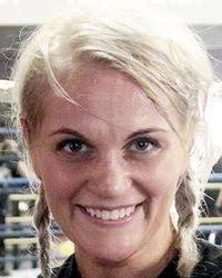 BoxRec: Claire Hafner