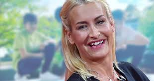 Die sängerin hat insgesamt sieben geschwister. Sarah Connor Vorm 13 Geburtstag Neues Foto Ihrer Zwillingsbruder Bunte De
