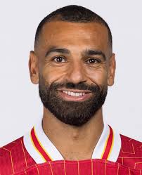 Should Mo Salah remain a key player for Liverpool? 👀