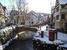 The cheapest way to get from cologne to bad münstereifel costs only 7€, and the quickest way takes just 41 mins. A Cineaste S Bookshelf July 2011 Travel Dreams Day Trips English Village