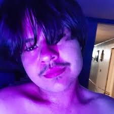 Jonny boy (@jonthebabe)