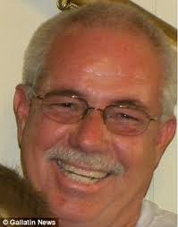 Tennessee police officer fatally shoots 40-year-old woman wielding an ax