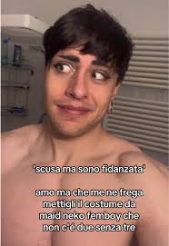 Wie Zieht Mann Ein Maid Cosplay Richtig An