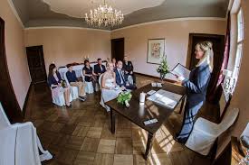 Inklusive beschreibung, bildern und bewertungen. Standesamt Schloss Kartzow Hochzeit In Potsdam