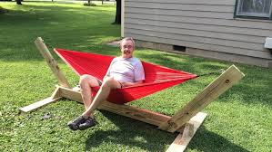 These triangle hammocks are great for your furry friends to snuggle up in. Eno Hammock Stand 6 Steps Instructables