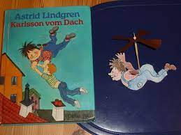 Mit einem propeller auf dem rücken. 2011 11 Karlsson Vom Dach Prototyp Mit Buch Klein Karlsson Vom Dach Dach Kreativitat