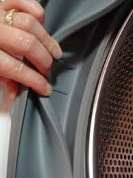 Once A Month Add A Cup Of Distilled White Vinegar And A Cup Of Baking Soda During The Hot Cleaning Cycle Cleaning Cleaning Household Cleaning Hacks