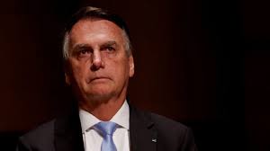 Bolsonaro desafía a la Justicia de Brasil: podría recibir entre 12 y 40  años de prisión