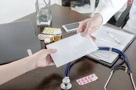 Cererile pentru cetatenie romana trebuie depuse personal.doar in cazul cand sunt dovezi medicale, se permite ca cererea sa fie depusa de un reprezentant (mandatar sau avocat). Tout Savoir Sur Le Certificat Medical Dokeop