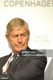 418 Tim Wirth Stock Photos, High-Res Pictures, and Images