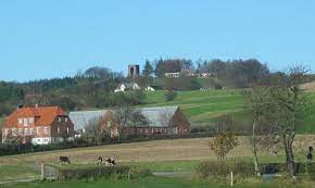 Hier aanschouw je een landschap dat je op geen enkele manier aan scandinavië doet denken. Denemarken Landenweb Nl