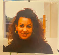 Terri Close's Instagram, Twitter & Facebook