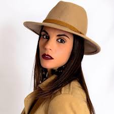 Isabel Paez Escudero » Modelo de pasarela y fotografía, Azafata etc.