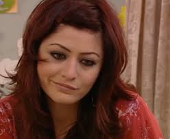 📚Jedno zanimljivo pitanje za one koji su gledali seriju "Kad lišće pada":  😂Koliko puta ste tokom serije pomislili "Hajde neka više ta Ferhunde ode u  inostranstvo!”? a) Jednom, iz znatiželje b) Pet