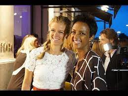 Escada Duftprasentation Joyful Am 29 07 2014 Escada Store Munchen M Prasentation Munchen Feier