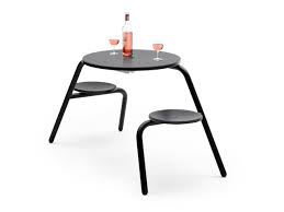 Modern Steel Picnic Tables That Come In 2 3 4 Or 5 Seaters And Different Colors Funky Home Decor Furniture Design Table Decor