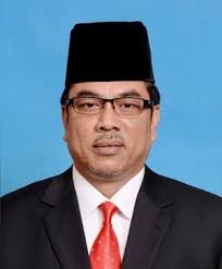 Senarai menteri penuh dan timbalan menteri. Ketua Menteri Melaka Bahasa Melayu