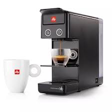 As we've highlighted above, the best capsule machine for you is the one that uses your favourite blend of coffee, be it lavazza, illy, nespresso, costa, jacobs, grand mère or kenco. Best Coffee Pod Machine Of 2020