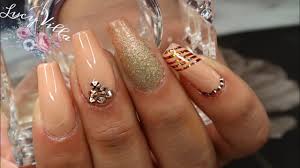 Te presentamos algunos diseños de uñas sencillas con corazones para celebrar este san valentín con romanticismo en tu estilo. Unas Sencillas Y Elegantes Nail Art Paso A Paso Manicuravip Com