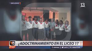 Yasna militante dc desde los 14 años , mas parece una infiltrada marxista , pues es parada en la hilacha , le gusta ir a la pelea en caso de no lograr por la buena , ademas de ser revanchista. Reportaje De Canal 13 Sobre Adoctrinamiento En El Liceo 1 Suma Avalancha De Denuncias En El
