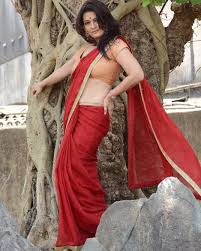 See more ideas about saree navel, saree, indian actresses. Pin On Desi Aunty