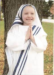 Mother Teresa Costume For Girls Etsy In 2021 Mother Teresa Costume Girl Costumes Mother Teresa