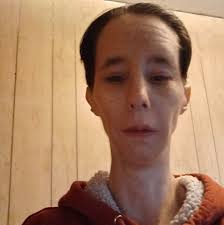 Who is a good hair dresser in Radcliff that doesn't charge a lot?