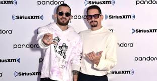 Lt → spanish → mau y ricky (37 songs translated 111 times to 17 languages). Are Mau Y Ricky Twins The Venezuelan Duo Look Identical