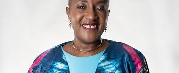 Suzanne Gunn's Instagram, Twitter & Facebook