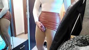 Skirt masturbation - XVIDEOS.COM