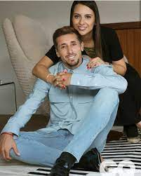 Hector and shantal began their relationship when they were still teenagers back in 2008. Footballers Wagskids On Twitter Hector Herrera And His Wife Shantal In Gq Mexico And Have Interview In Https T Co Atbxfocnue Pic Shantal Mayo Hectorherrera Shantalmayo Fcporto Porto Fcportowags Mexicanwags Gq Gqmexico Https T Co