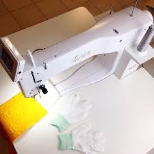What Are Mid Arm Quilting Machines Craftsy