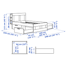 Iniziamo ricordando che le dimensioni di un letto matrimoniale standard o a due piazze sono le seguenti: Brimnes Struttura Letto Contenit Testiera Bianco Luroy 160x200 Cm Ikea It