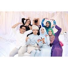 Nonton video viral terbaru dan terlengkap di vcrot.co nikmati ribuan video panas terbaru gratis bahan coli terbaru , streaming video tanpa vpn. Foto Cantik Perkahwinan Blogger Cik Epal Ami Jofli