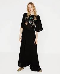 Robe longue avec coupe évasée, décolleté et manches courtes. 9 Meilleures Idees Sur Robe Longue Zara Robe Longue Zara Robe Longue Zara