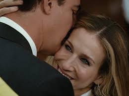 Carrie Wedding's Instagram, Twitter & Facebook